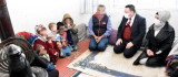 Bağlar Belediye Başkanı Beyoğlu'ndan tek gözlü evde yaşayan aileye destek