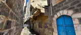 Diyarbakır'da ağır hasarlı müstakil evin çatısı çöktü