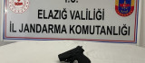 Elazığ'da gerçek silaha dönüştürülen tabanca yakalandı