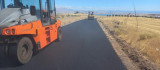 Elazığ'ın köy yollarında asfaltlama çalışması sürüyor